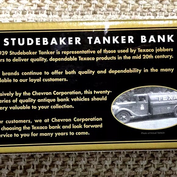 Texaco 1939 STUDEBAKER Tanker Truck Coin Bank #22 Serie Die Cast 1/25 Scale 2005 - Picture 3 of 8